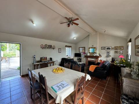 Moradia T3 (Rústica) - Santarém