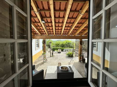 Moradia T3 (Rústica) - Santarém