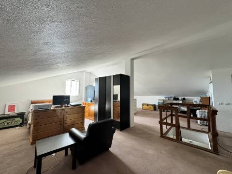 Moradia T3 (Rústica) - Santarém