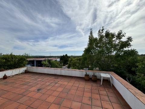 Moradia T3 (Rústica) - Santarém