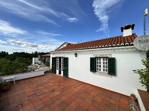 Moradia T3 (Rústica) - Santarém