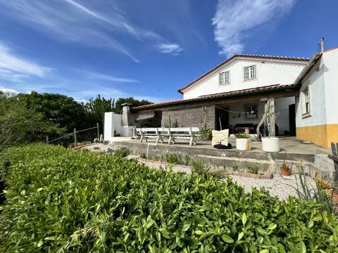 Moradia T3 (Rústica) - Santarém