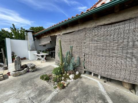 Moradia T3 (Rústica) - Santarém