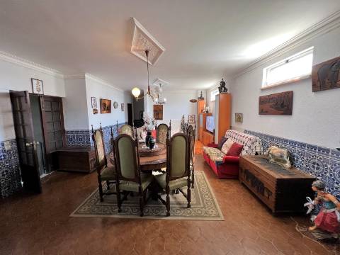 Moradia T4 - Santarém