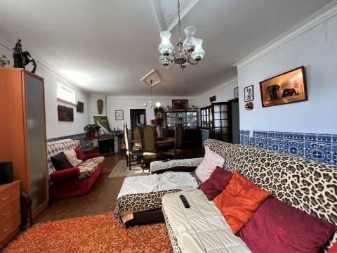 Moradia T4 - Santarém