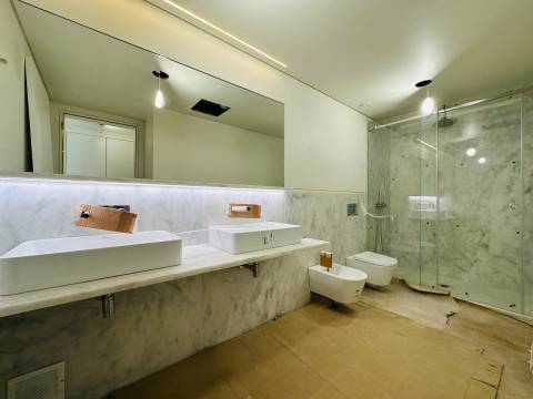 Apartamento T3 - Olivais/ Lisboa - dois logradouros