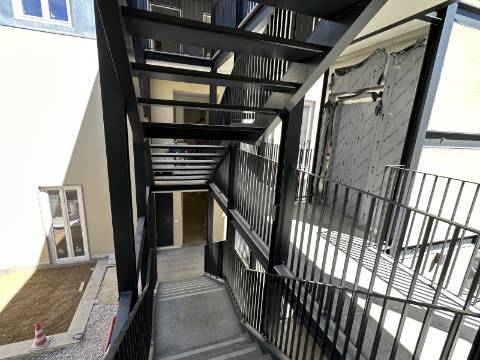 Apartamento T3 - Olivais/ Lisboa - dois logradouros