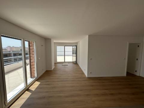 Apartamento Penthouse T4 (NOVO) - Colinas do Cruzeiro - Odivelas