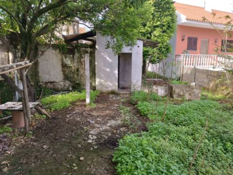 Terreno com 350m² - Tapada