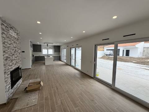 Moradia T3 - Fazendas de Almeirim