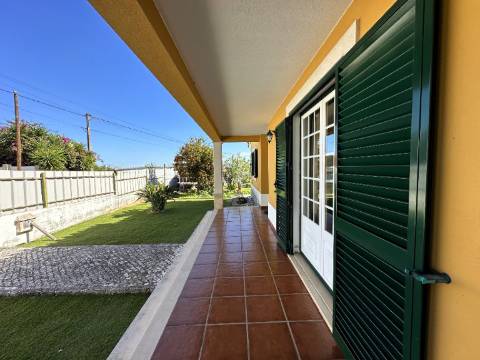 Moradia T4 - Alcanhões (Santarém)