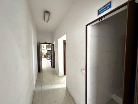 Moradia T4 - Alcanhões (Santarém)