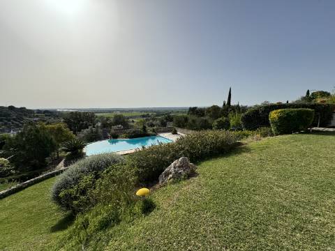 Moradia T4+2 - Chamusca