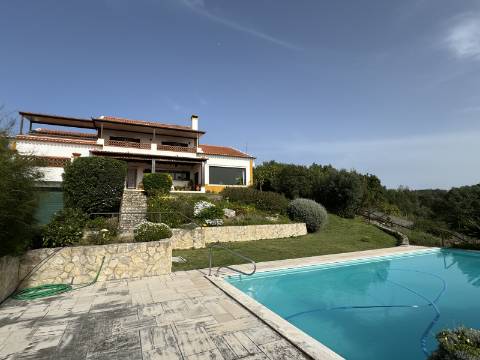 Moradia T4+2 - Chamusca