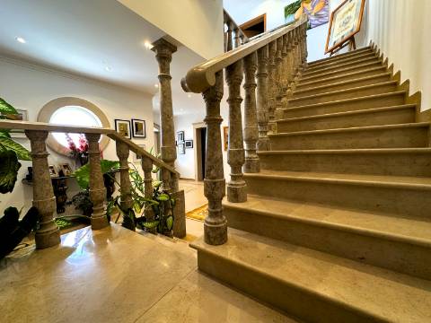 Moradia T4 - Santarém