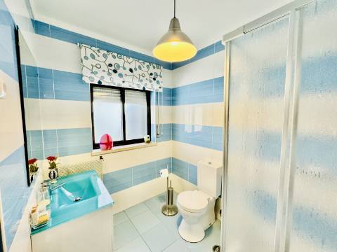 Apartamento T4 Duplex com Box - Santarém