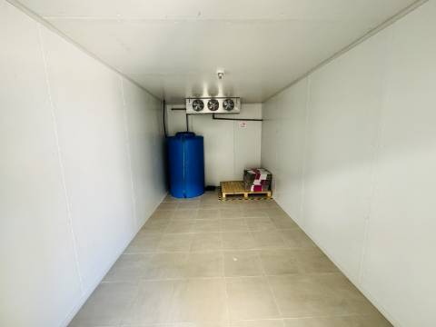 Armazém - Zona Industrial Santarém