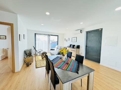 Moradia T2 - Almeirim