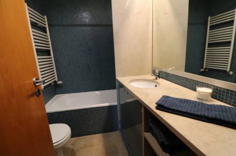 Apartamento T2 com Terraço e Piscina - Marina Parque das Nações