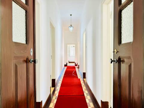 Moradia T5 - Santarém