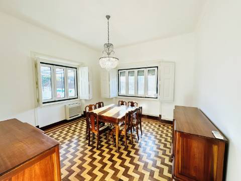 Moradia T5 - Santarém