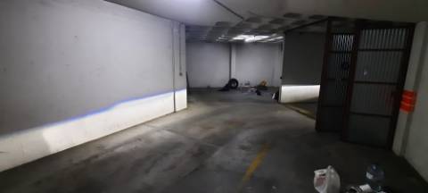 Garagem com 100m² - Santarém