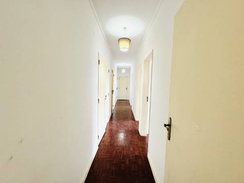 Apartamento T4 - Planalto de Santarém