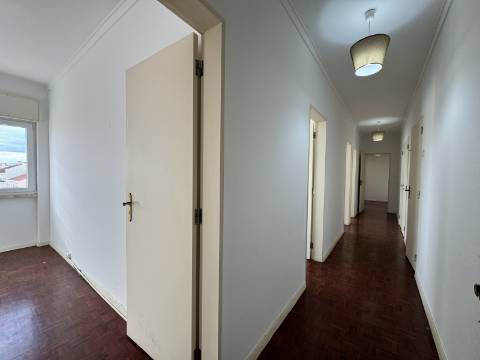 Apartamento T4 - Planalto de Santarém