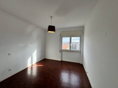 Apartamento T4 - Planalto de Santarém