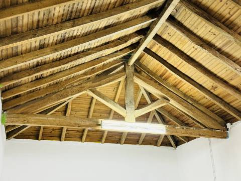 Espaço comércio/ lojas - Santarém