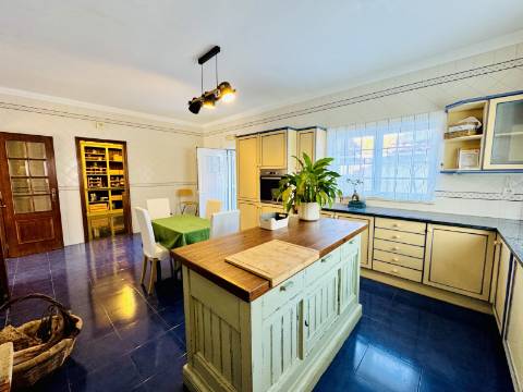 Moradia T5 - Santarém