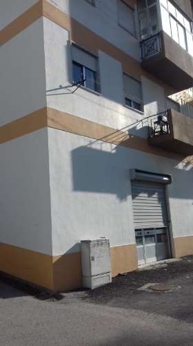 Armazém com 100m² - Planalto de Santarém