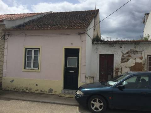 Moradia T2 - Pombalinho/ Santarém