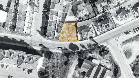 Lote terreno urbano 420m² - Santarém