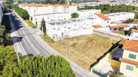 Lote terreno urbano 420m² - Santarém