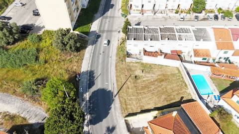 Lote terreno urbano 420m² - Santarém