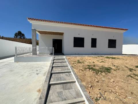 Moradia T3 - Fazendas de Almeirim