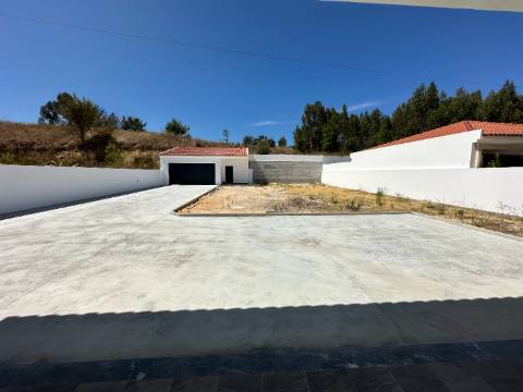 Moradia T3 - Fazendas de Almeirim