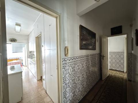 Apartamento T4 - Santarém