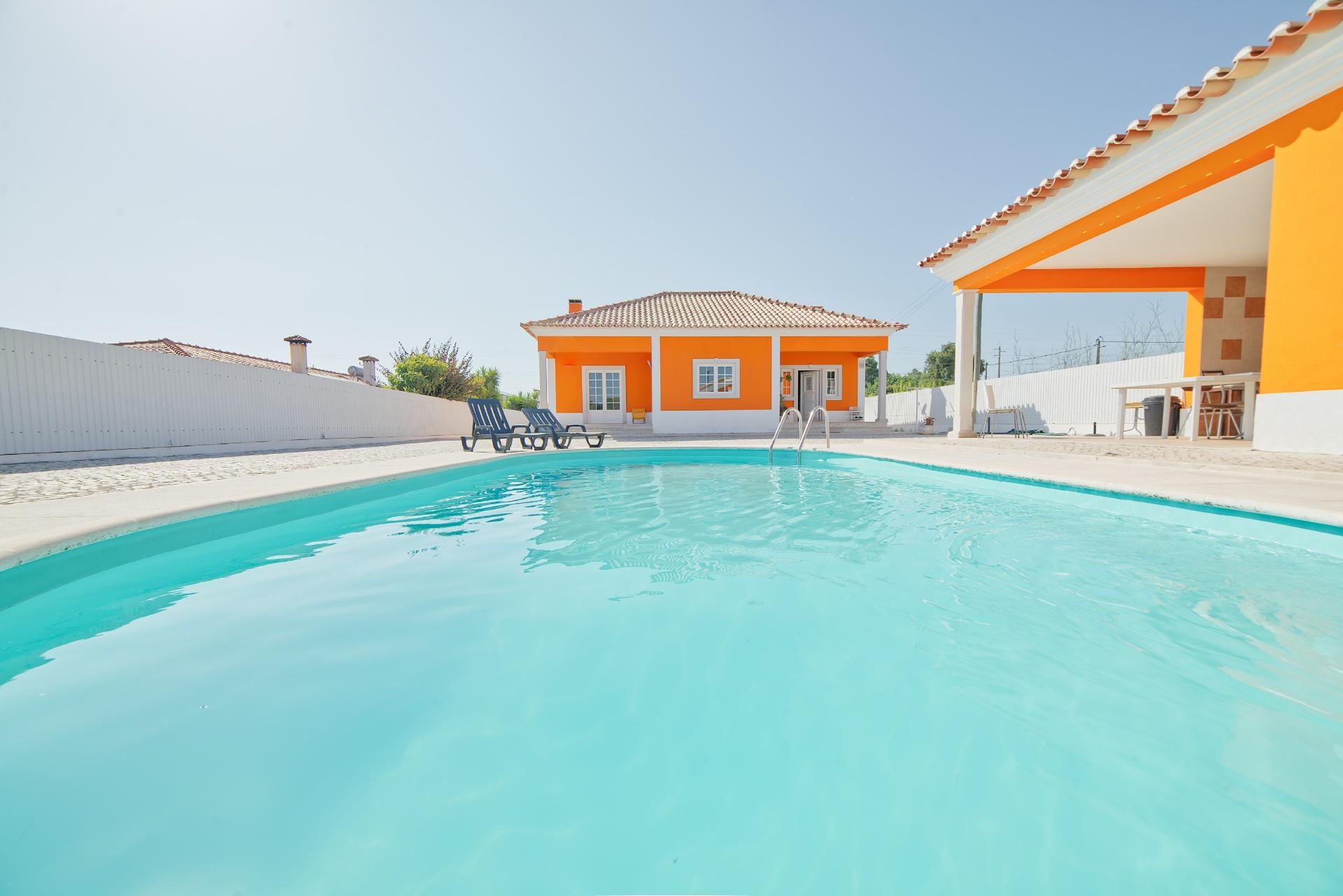 Moradia T4 com piscina - Santarém