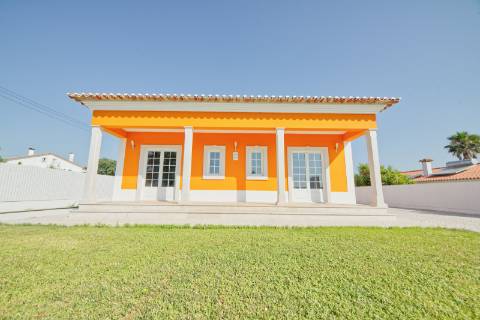 Moradia T4 com piscina - Santarém