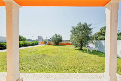 Moradia T4 com piscina - Santarém