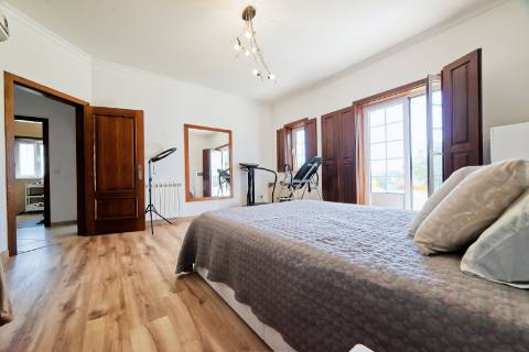 Moradia T4 com piscina - Santarém