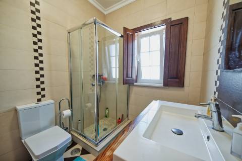 Moradia T4 com piscina - Santarém