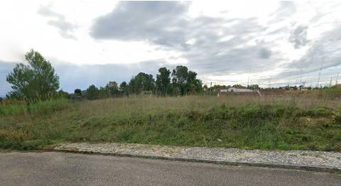 Terreno urbano 707m² - Santarém