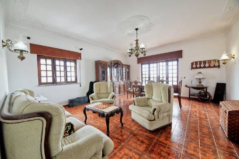 Moradia T3 - Almeirim