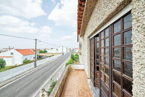 Moradia T3 - Almeirim