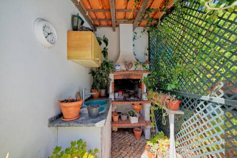 Moradia T5 com piscina - Santarém