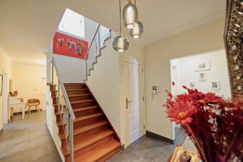 Moradia T5 com piscina - Santarém