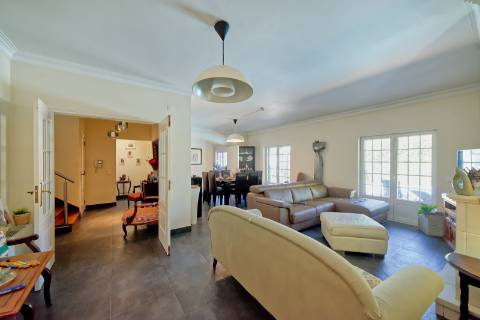 Moradia T5 com piscina - Santarém